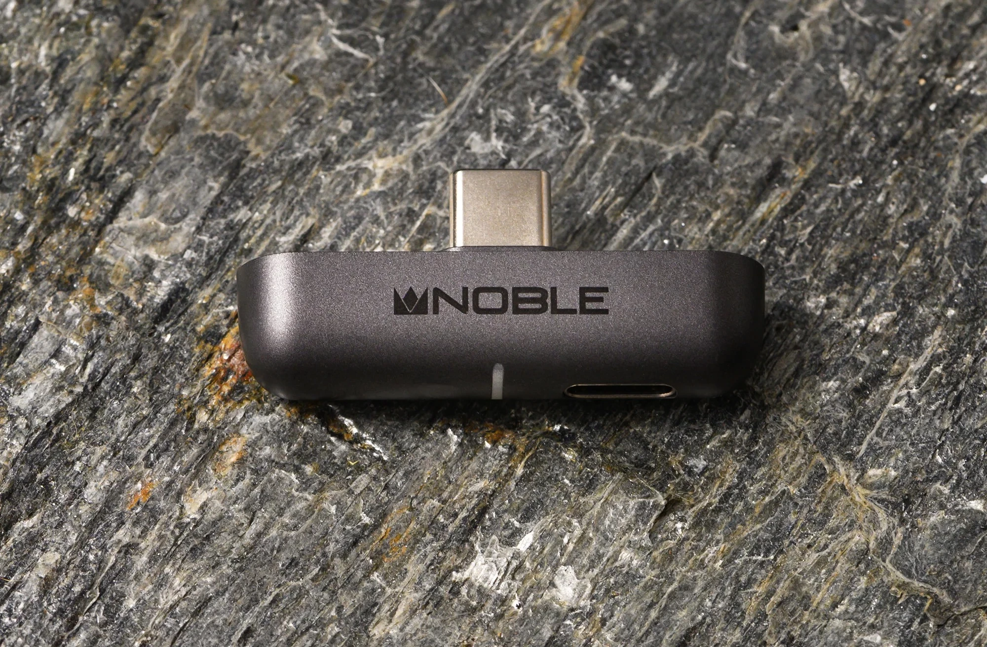 Noble Audio Sceptre Bluetoothレシーバー Noble Sceptre – маленький донгл, который делает Bluetooth взрослым
