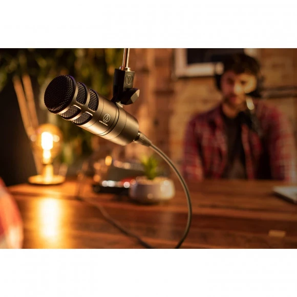 【ほぼ未使用】Audio-Technica AT2040 Audio-Technica AT2040 купить микрофон в Киеве, Днепре и Одессе