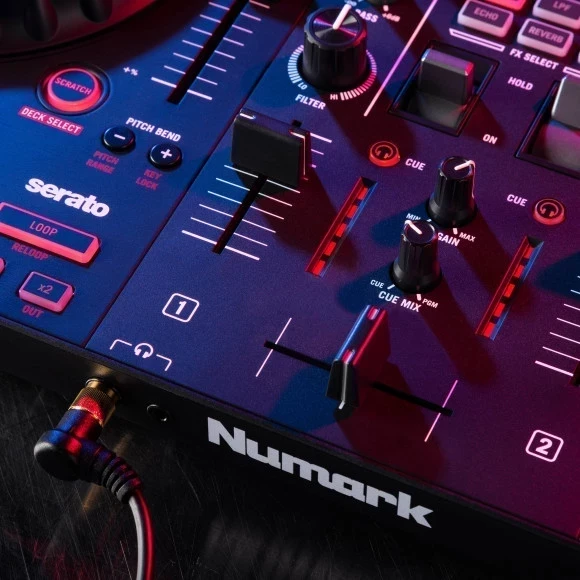 DJ-контроллер Numark Mixtrack Platinum FX - Soundmag