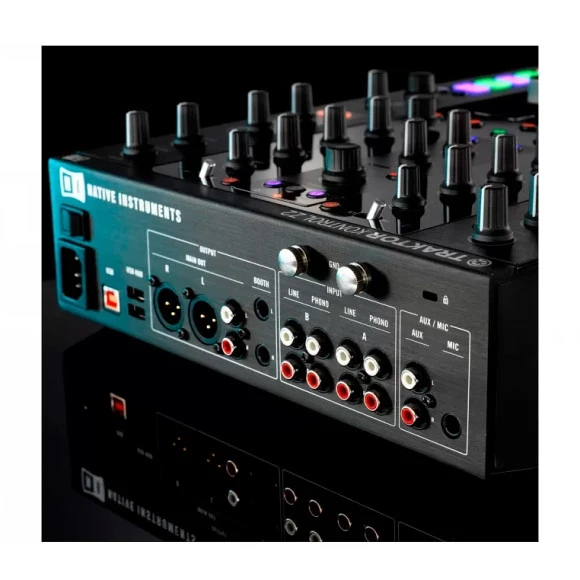DJ-мікшер Native Instruments Traktor Kontrol Z2 - Soundmag