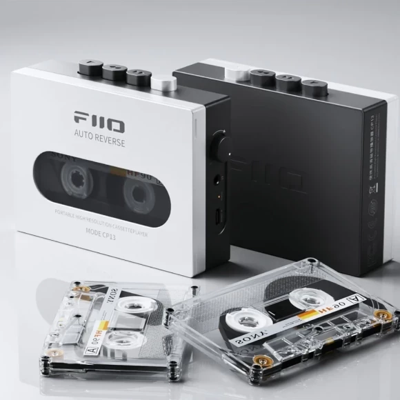 Аудіоплеєр FiiO CP13 Black/White - Soundmag