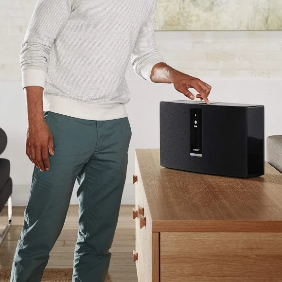 Bose SoundTouch 30 ホワイト/ブラック Акустическая система BOSE SoundTouch 30 (white) купить в