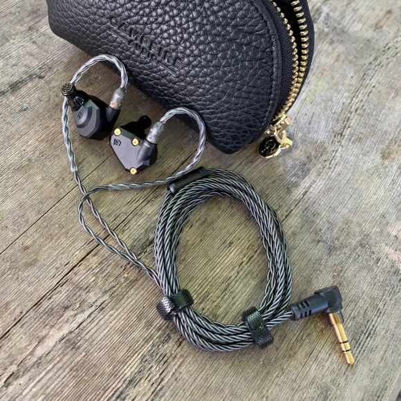 Campfire Audio Andromeda Gold купить наушники в Киеве, Днепре и