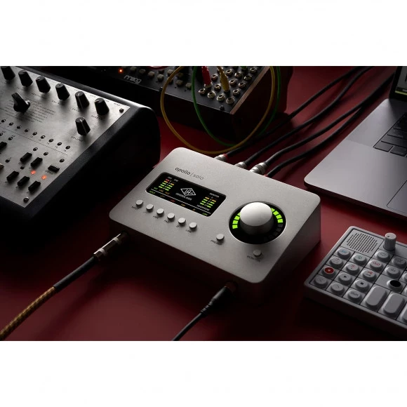 Universal Audio Apollo Solo Thunderbolt 3 купить звуковую карту в